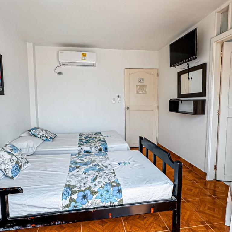 Hotel Santiago de Tolú - Triple Room with Private Bathroom - 7
