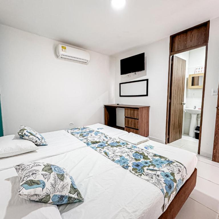 Hotel Santiago de Tolú - Twin Room with Private Bathroom - 4