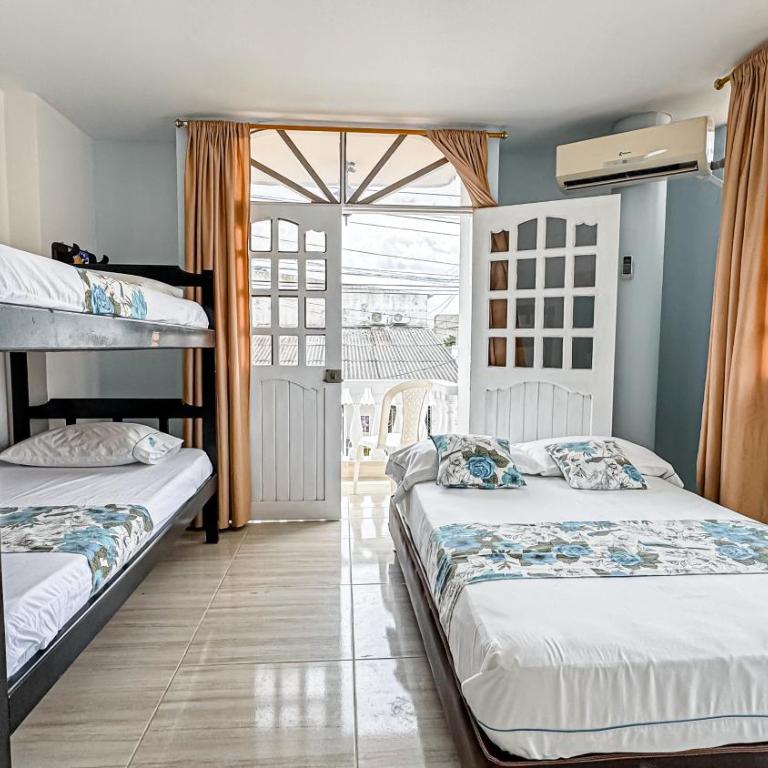 Hotel Santiago de Tolú - Quadruple Room with Private Bathroom - 8