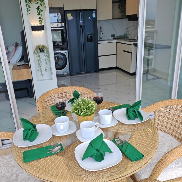 Luxury Suite in Cartagena Beach Resort I - One-Bedroom Apartment - 16