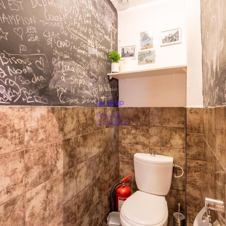 Amplio Apartamento Renovado, Terraza y Piscina Privada en Grifeu - ES-228-203 - Apartment - 12