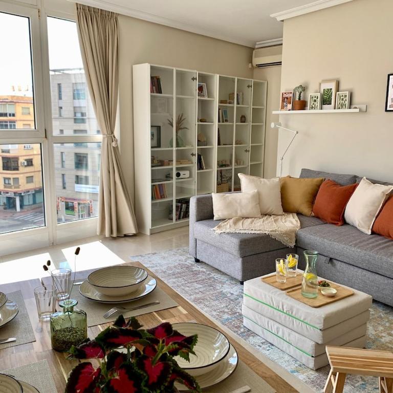 Apartamento Completo con Preciosas Vistas a la Rambla - Apartamento de 3 dormitorios - 1