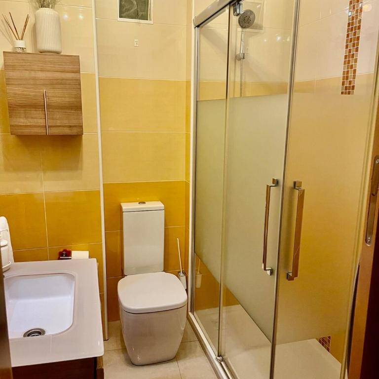 Apartamento Completo con Preciosas Vistas a la Rambla - Apartamento de 3 dormitorios - 18