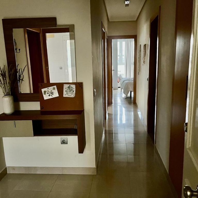 Apartamento Completo con Preciosas Vistas a la Rambla - Apartamento de 3 dormitorios - 12