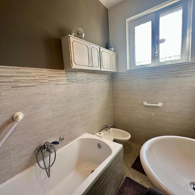 Villa Marcellina - Piazza San Giovanni, Giardino Privato, Jacuzzi, Barbecue e Parcheggio Privato - Villa de 3 dormitorios - 38