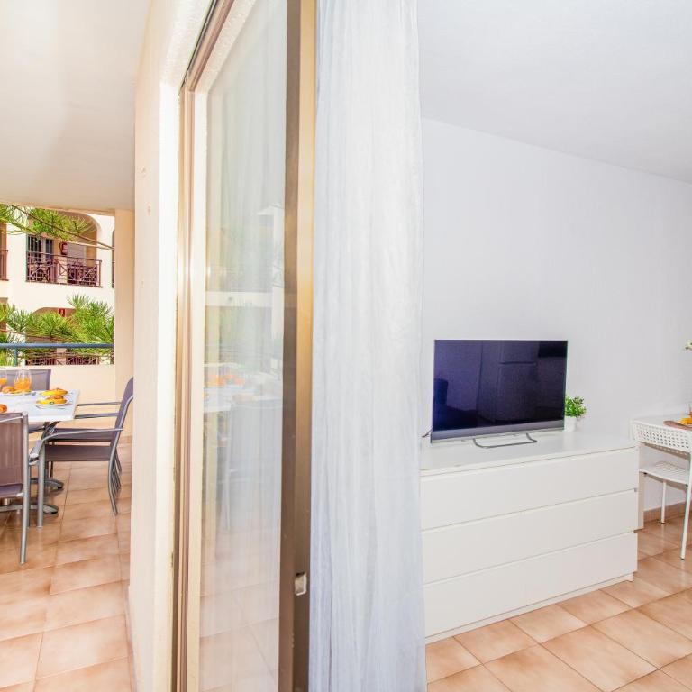 Castle Harbour with heated pool ap Patricia - Apartamento de 1 dormitorio - 17