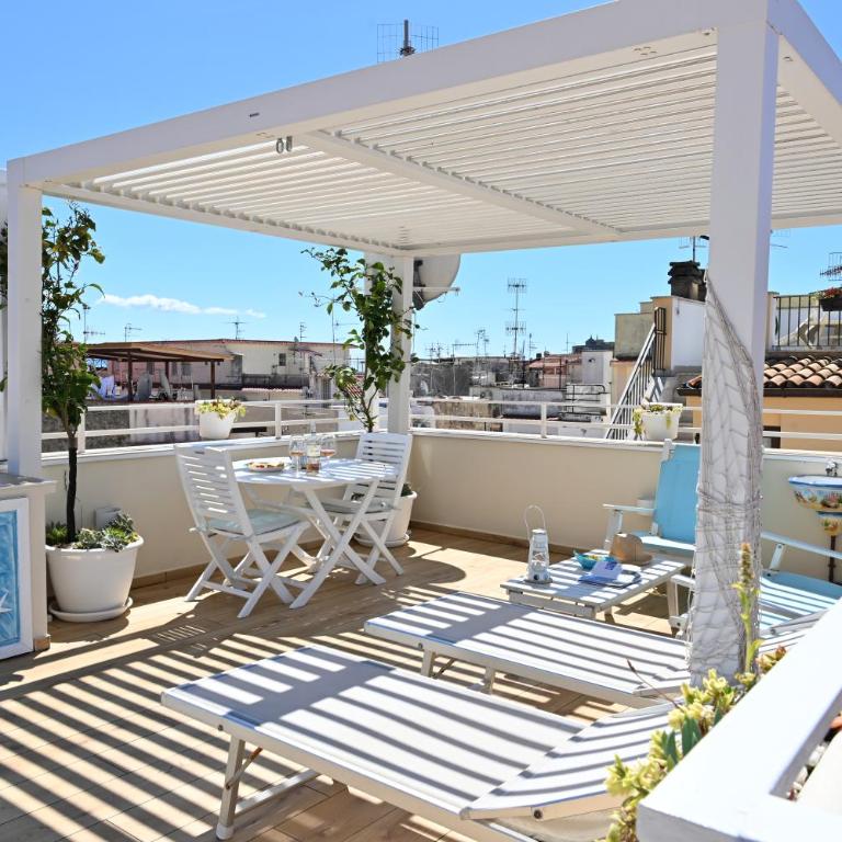 The Sorabellas - Monolocale con Terrazza e Vista Mare - 15