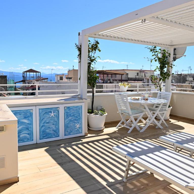 The Sorabellas - Monolocale con Terrazza e Vista Mare - 12