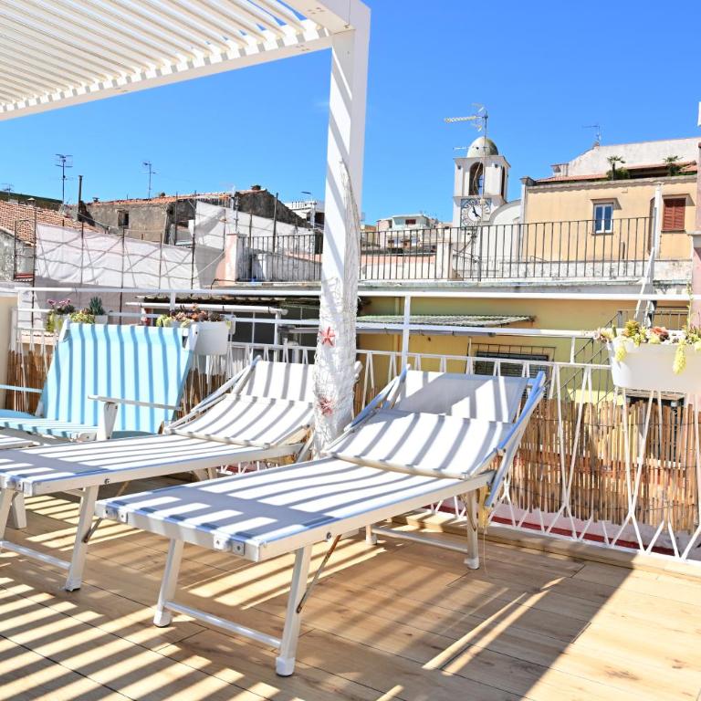 The Sorabellas - Monolocale con Terrazza e Vista Mare - 18