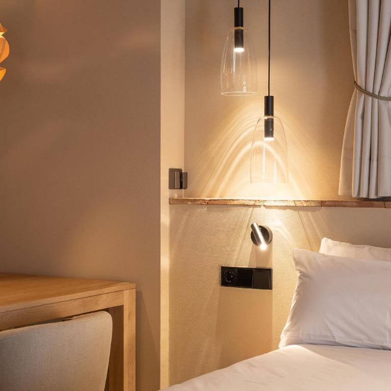 Calm Suites Babole - Queen Studio - Disability Access - 8