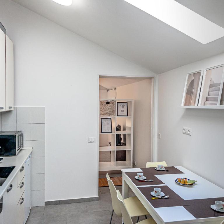 Sopra i tetti - Real Ligurian Caruggio - Appartamento con 2 Camere da Letto - 4