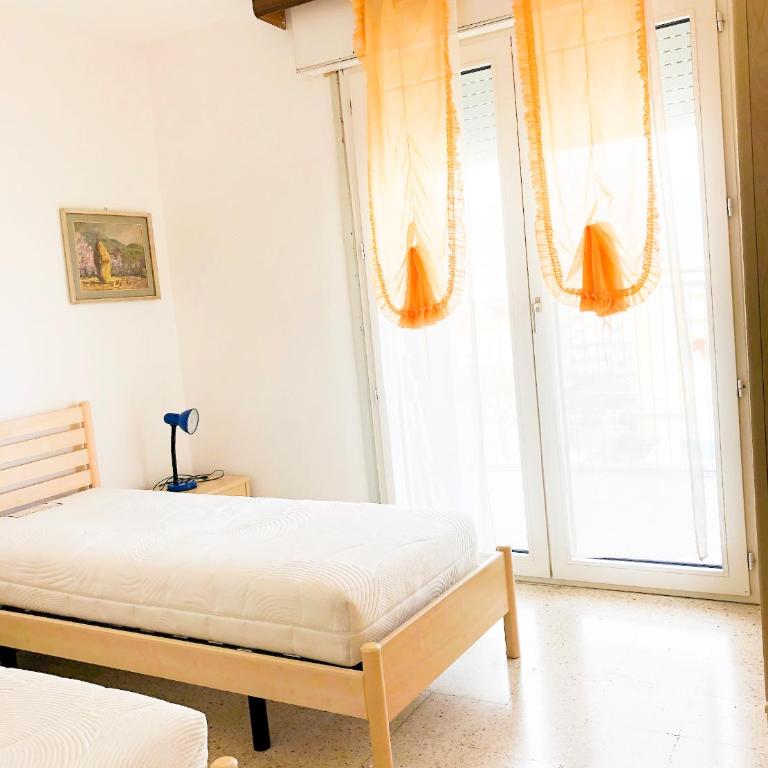 Vista Mare, Centrale - CENTRO COMMERCIALE - Appartamento con 3 Camere da Letto - 6