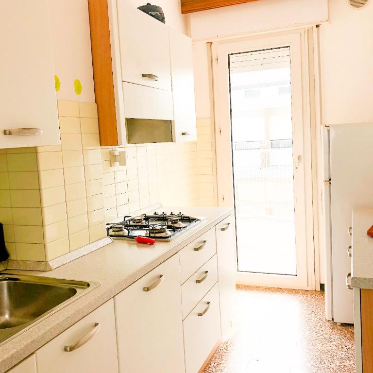 Vista Mare, Centrale - CENTRO COMMERCIALE - Appartamento con 3 Camere da Letto - 8