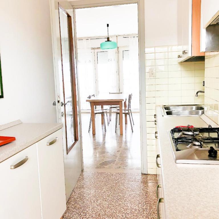 Vista Mare, Centrale - CENTRO COMMERCIALE - Appartamento con 3 Camere da Letto - 16