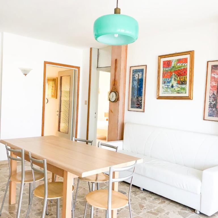 Vista Mare, Centrale - CENTRO COMMERCIALE - Appartamento con 3 Camere da Letto - 18