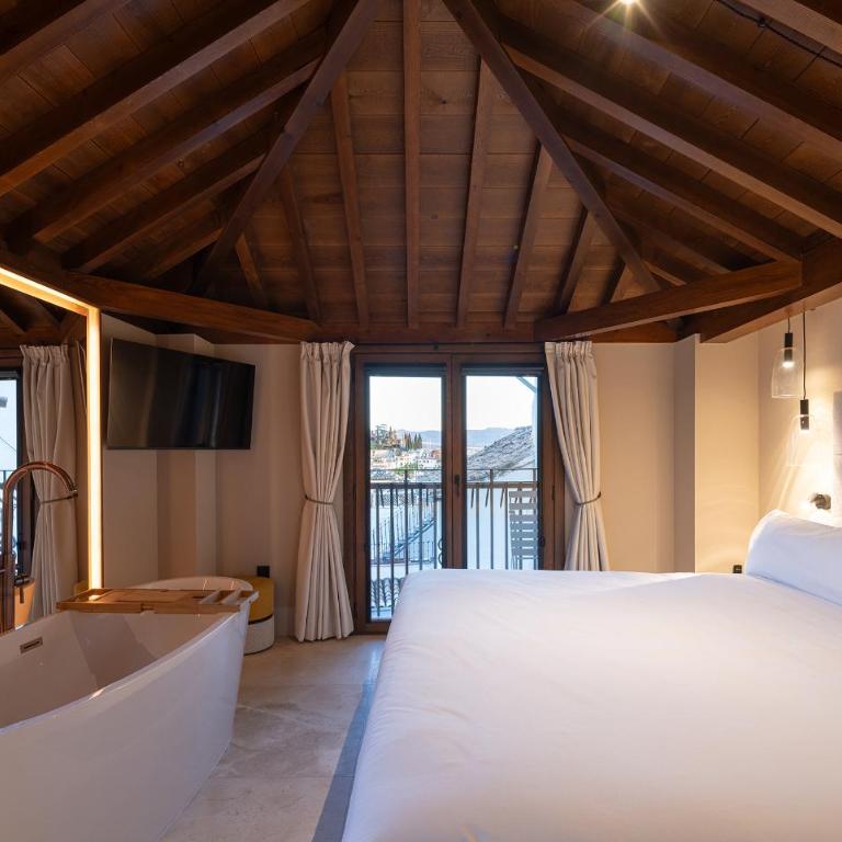 Calm Suites Babole - Penthouse Apartment - 4