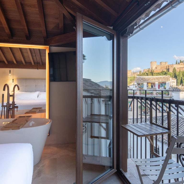 Calm Suites Babole - Penthouse Apartment - 8