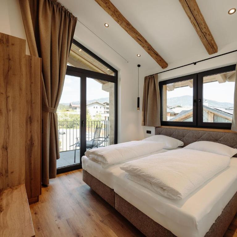 JUMA alpine living - Three-Bedroom Apartment with Balcony - 22