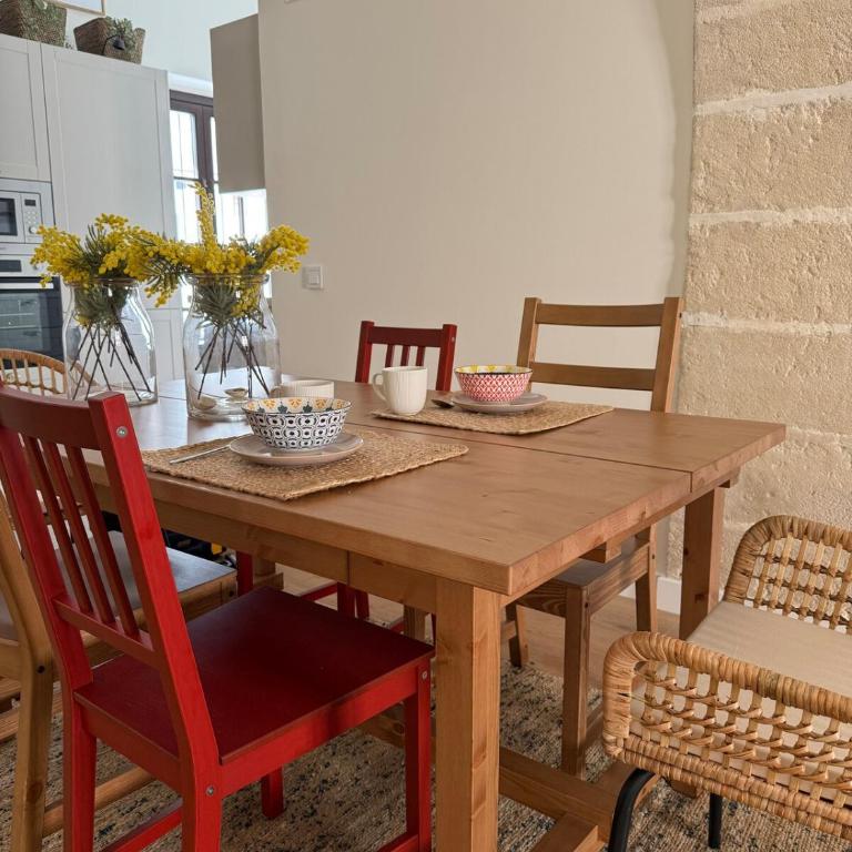 ESPECTACULAR PISO EN PALACIO Preferiblemente familias y mayores de treinta años - Apartamento de 3 dormitorios - 15