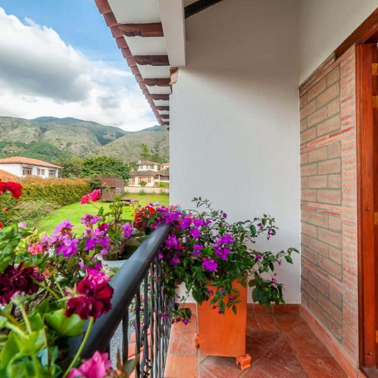 Casa de las Flores - Suite Deluxe con cama extragrande - 7