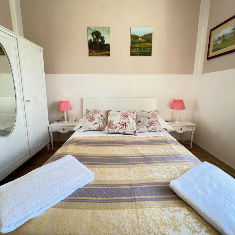 Souvenir Maya - Double Room with Shared Bathroom - 5
