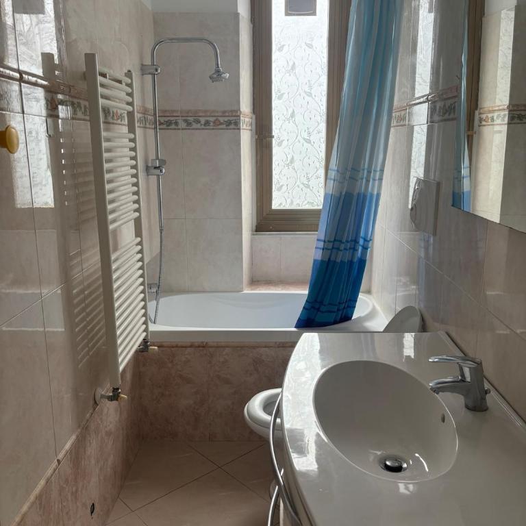 Casa Garibaldi with Parking - Appartamento con 2 Camere da Letto - 5