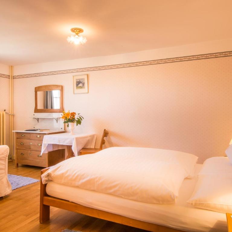 Historic Hotel Falken - Standard Doppel- oder Zweibettzimmer - 5