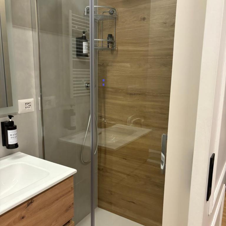 Eva suite - Camera Matrimoniale con Bagno Privato - 3