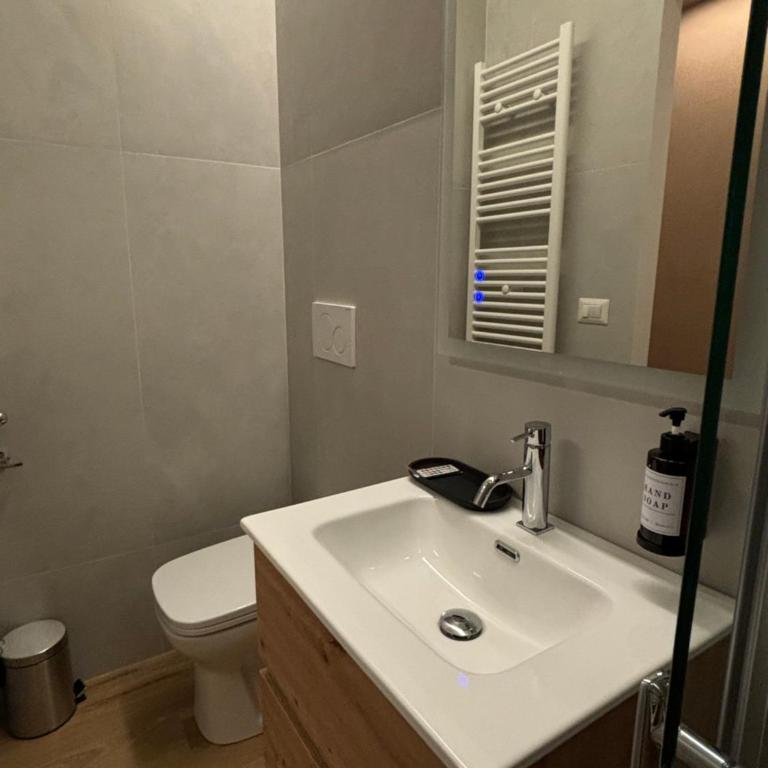 Eva suite - Camera Matrimoniale con Bagno Privato - 2