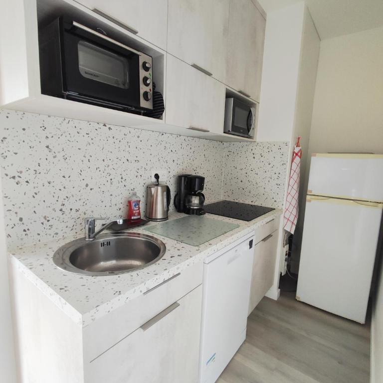 Appartement avec grande terrasse au centre ville d'Uzès - Appartement 2 Chambres - 4