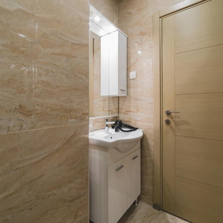 Hotel 219 Budva - Apartman sa 1 Spavaćom Sobom - 5