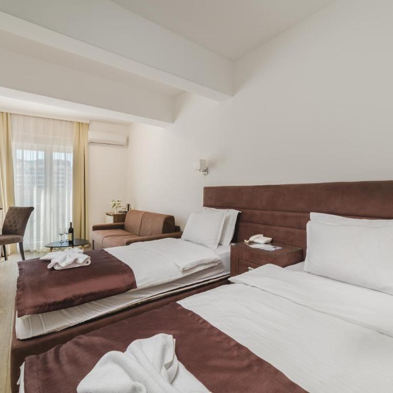 Hotel 219 Budva - Superior Dvokrevetna Soba sa Zasebnim Krevetima - 2