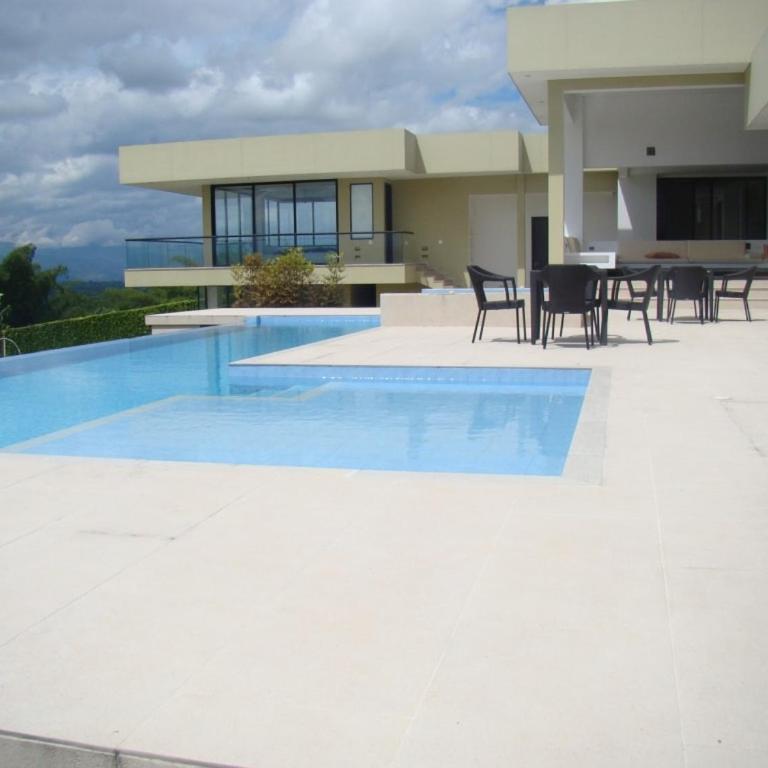 La Montaña Mágica - Villa - 1