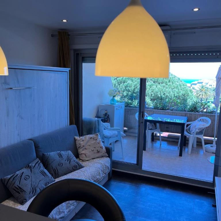 Antibes Secured Parc Velusine with private parking, Terrace, Pools and Tennis courts. - Appartement 1 Chambre - 7