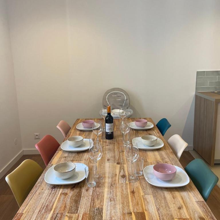 Lou Cabanot - Appartement lumineux 3 chambres - Parking Gratuit - Three-Bedroom Apartment - 19