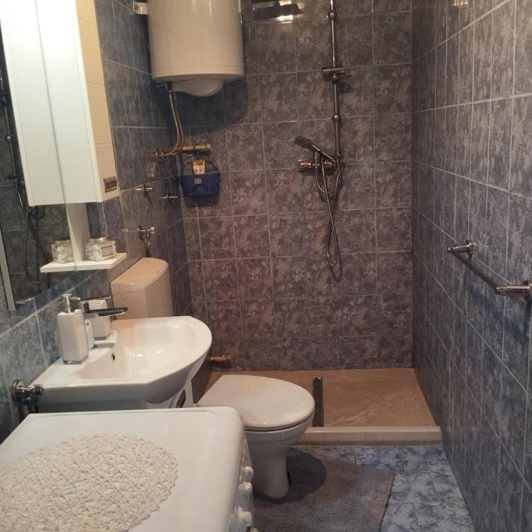 Suncani Apartman Grbavica - Apartman sa 2 Spavaće Sobe - 2