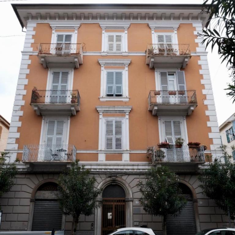 Casa Umbertina - Appartamento con 2 Camere da Letto - 40