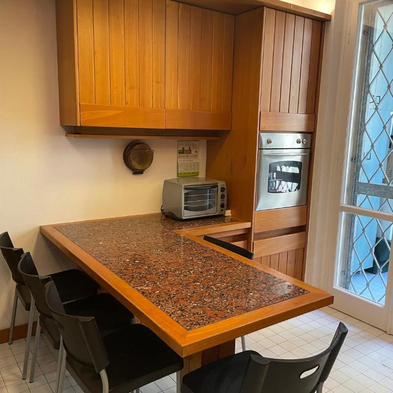 Casa Mirella a Viareggio - Appartamento con 4 Camere da Letto - 6