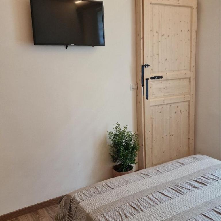 zona Ospedali - piano terra tranquillo - clima - Nina - Appartamento con 2 Camere da Letto - 10