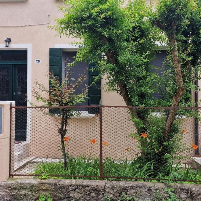 zona Ospedali - piano terra tranquillo - clima - Nina - Appartamento con 2 Camere da Letto - 27