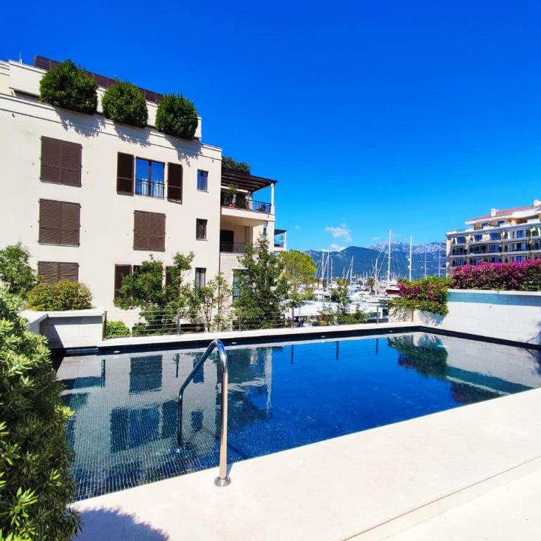 Porto Montenegro Milena 203 with Lovely Balcony - Apartman sa 1 Spavaćom Sobom - 1