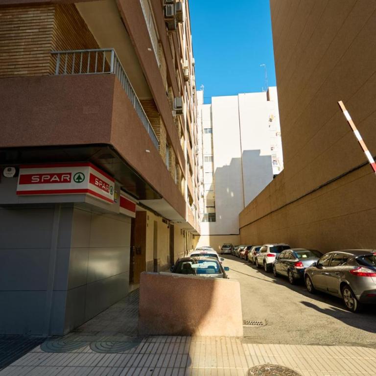 Apartamento moderno para 5 con Parking y balcón en Cartagena centro - Apartamento de 3 dormitorios - 26
