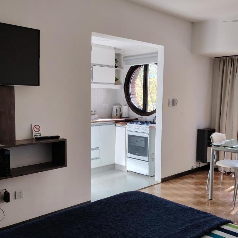 Luminoso Ambiente, con cochera en lo mejor de La Perla - Apartamento de 1 dormitorio - 5