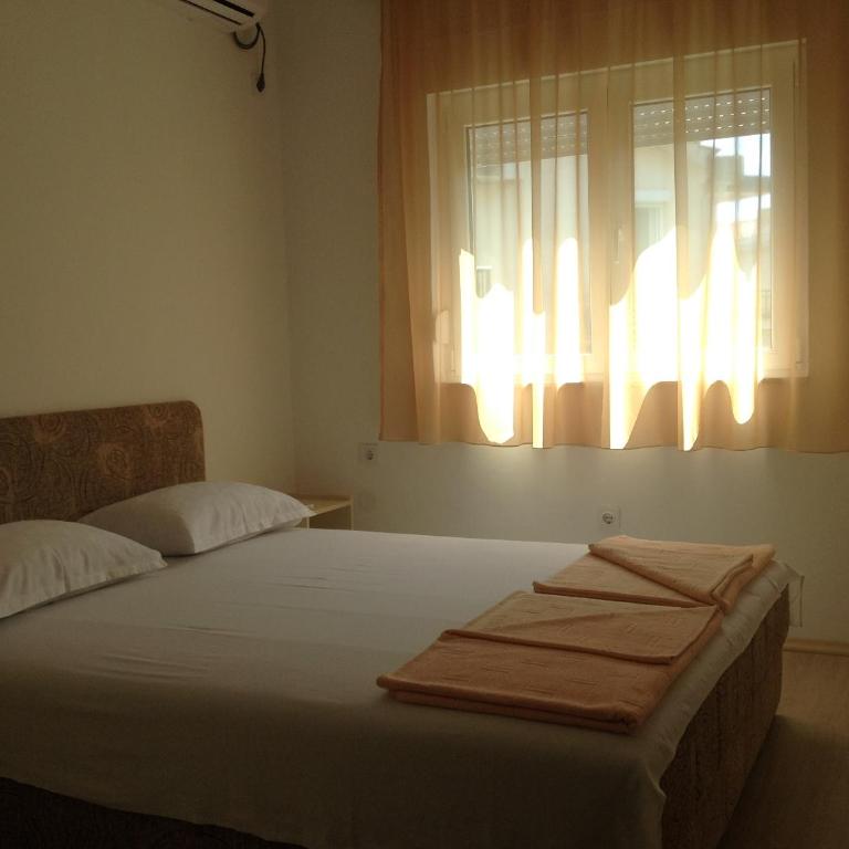 Apartments Kordic - Two-Bedroom Apartment - 9