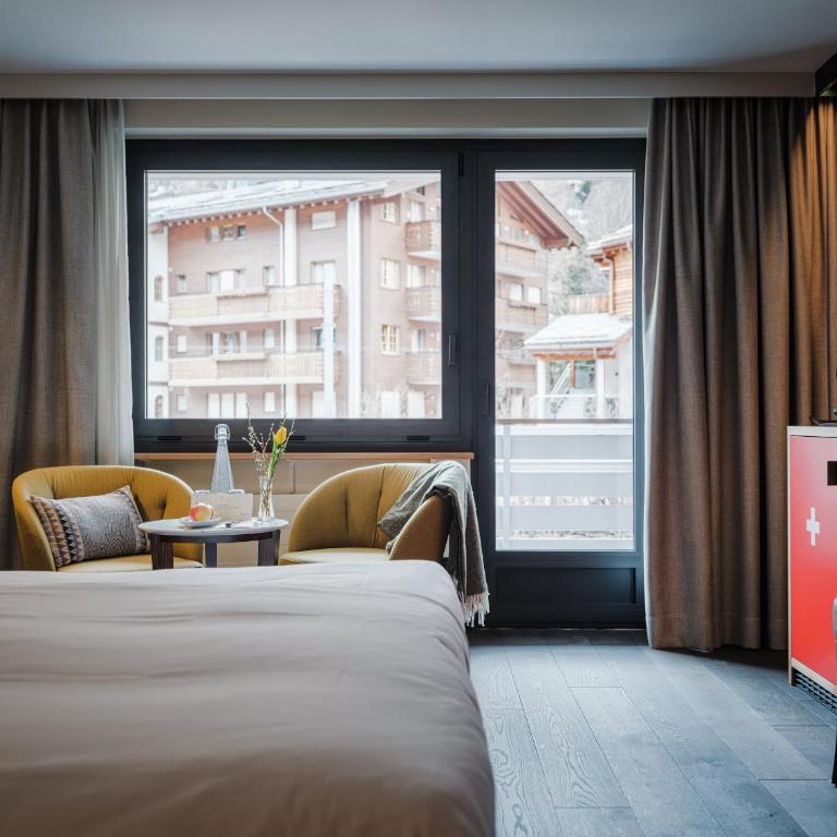 National Zermatt - Matterhorn Views, Sunnegga Gateway & SPA - Deluxe Doppelzimmer mit Blick auf das Matterhorn - 7