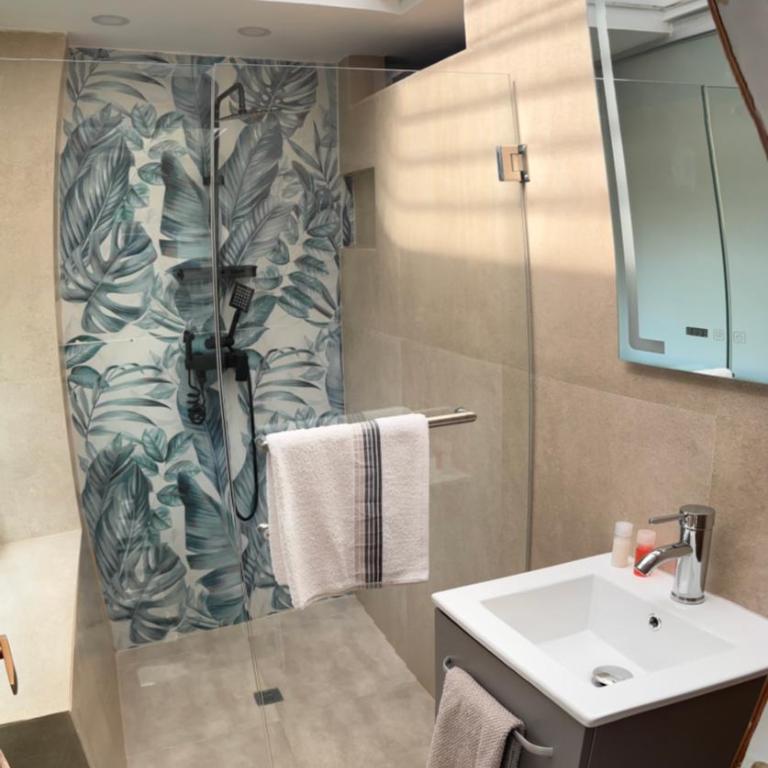 Res Meryland PH - Three-Bedroom Apartment - 3