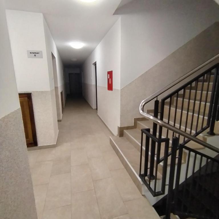 LARI Apartment - One-Bedroom Apartment - 70