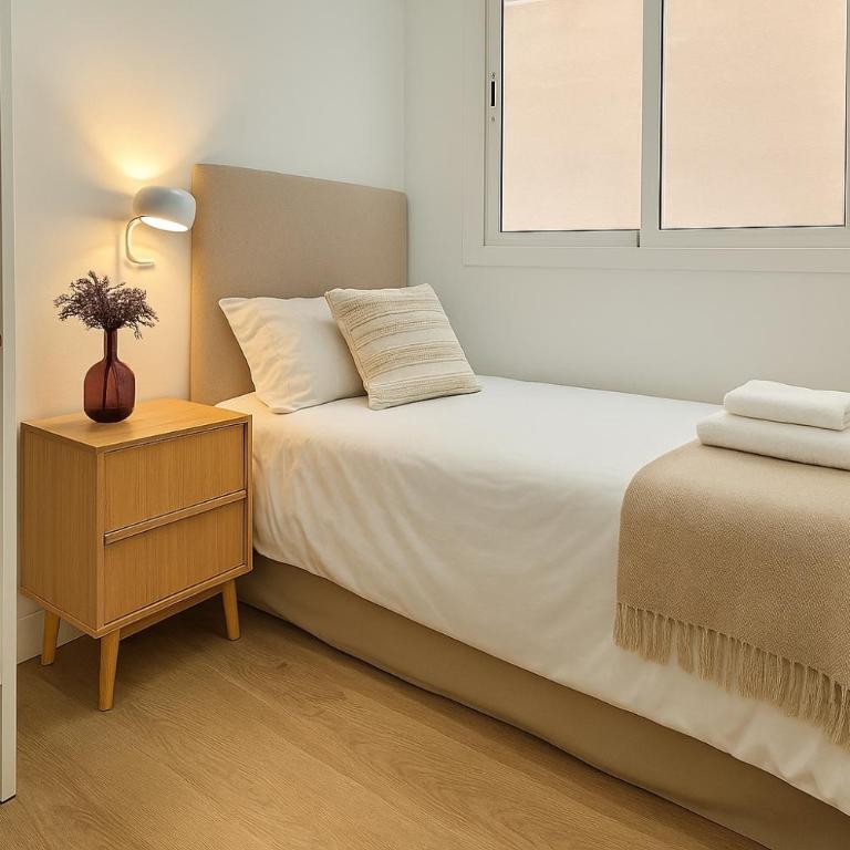 Peaceful & bright apartment with patio - Center - Apartamento de 3 dormitorios - 21
