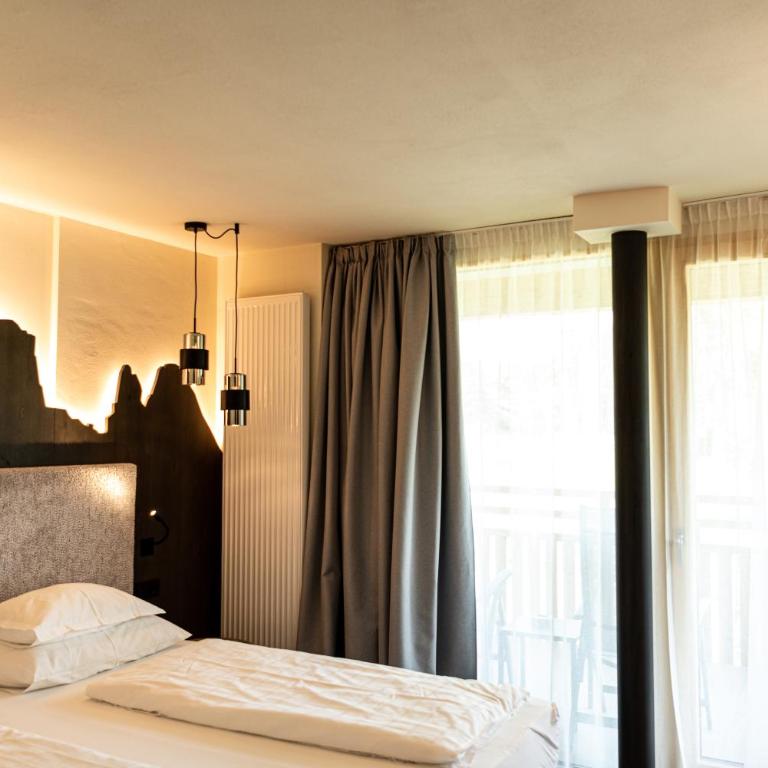 Hotel Pinei - Junior Suite con Vista Giardino - 3