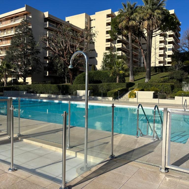 2 pièces centre Juan moderne avec piscine tennis - Appartamento con 1 Camera da Letto - 3